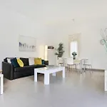 Casa Mavadel فيلة لاجاريس